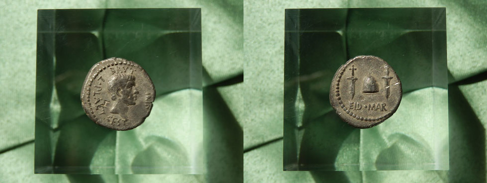 古代コイン芸術 ローマ共和政の終焉 ブルータスの３月１５日のイデオロギー ブルータスのコインから見るブルータスの実像